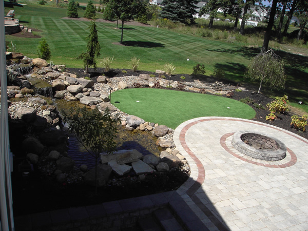 Firepit Patio with Putting Green